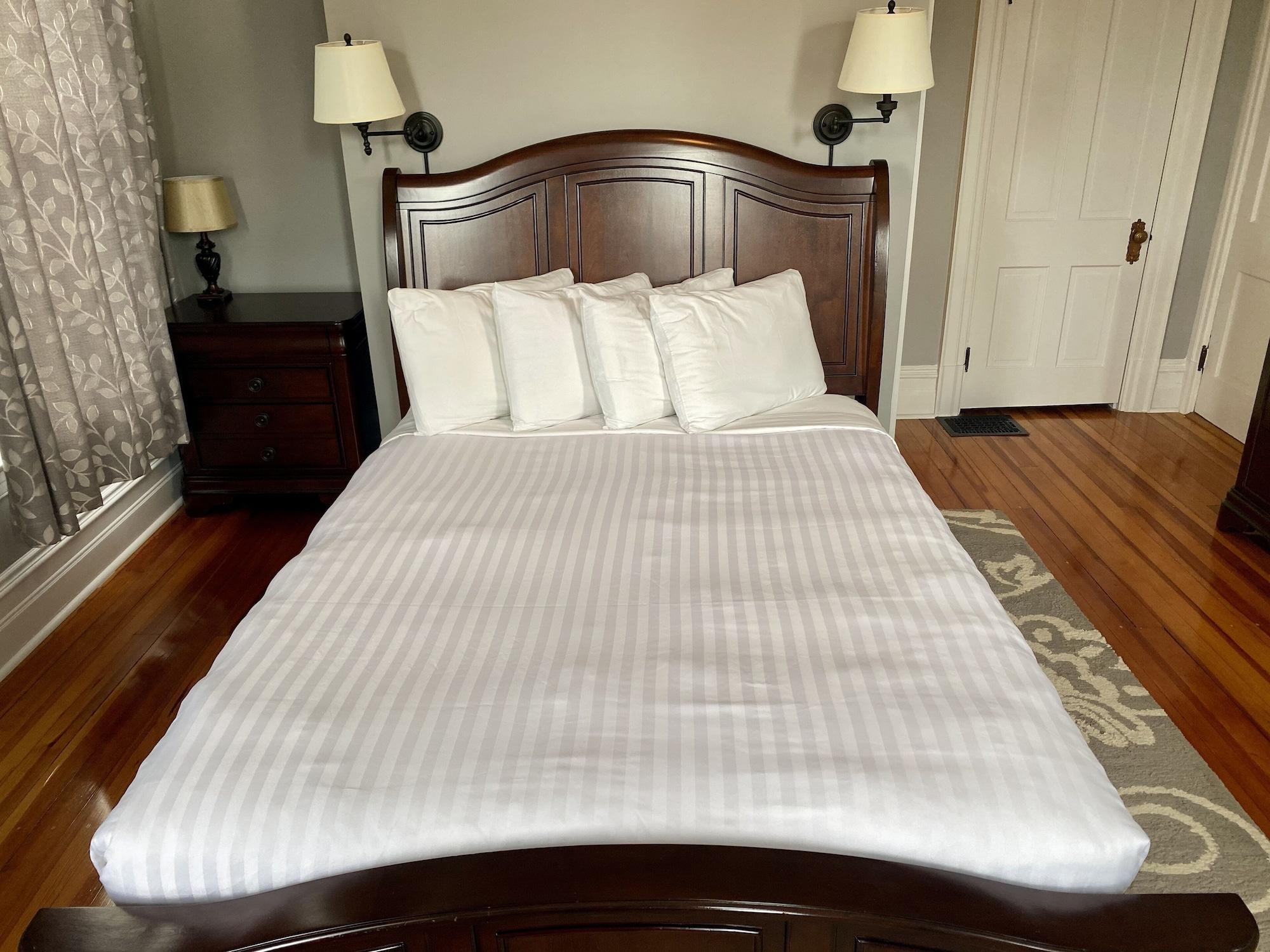 Captain Wohlt Inn Hermann Ngoại thất bức ảnh