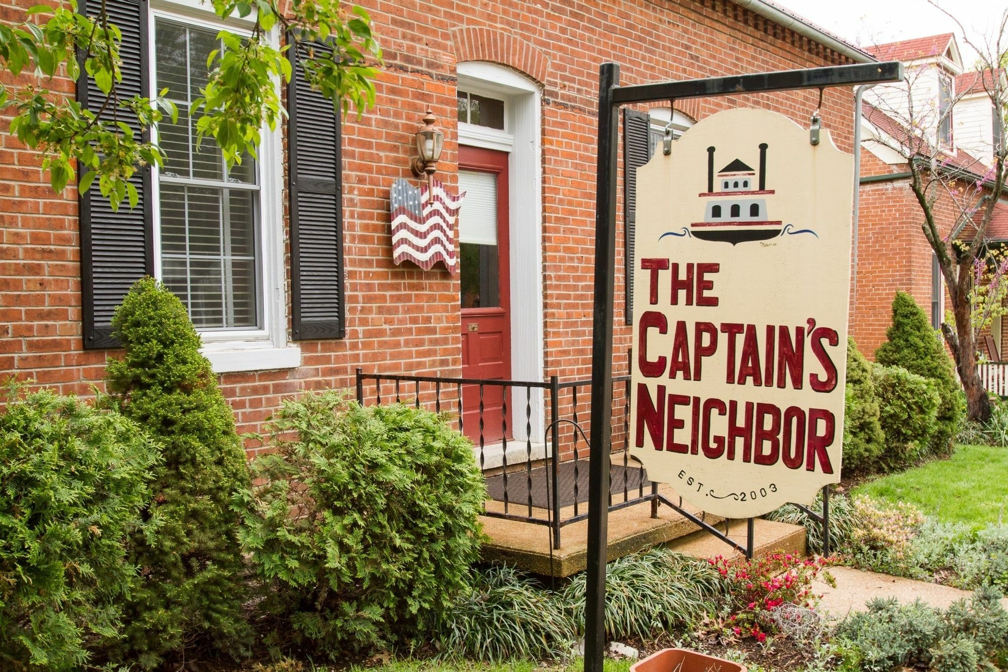 Captain Wohlt Inn Hermann Ngoại thất bức ảnh